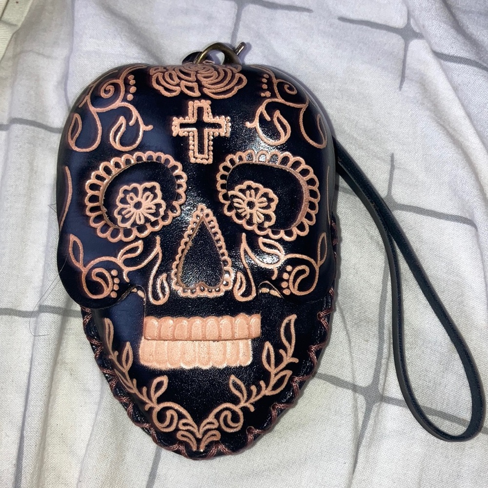 Leather coin purse